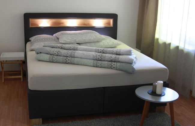 Family Suites & Parking - Photo 12