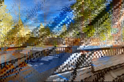 Foto 56 - Luxe Mountain Chalet - Hot Tub, Man Cave, Foosball, Peloton