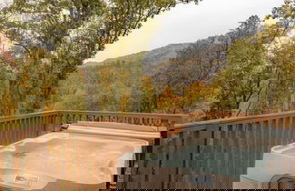 Foto 2 - Lone Wolf Lodge by Jackson Mountain Rentals