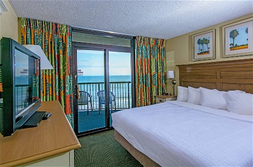 Photo 4 - Compass Cove Resort