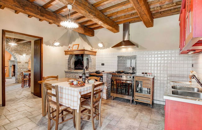 Holiday Home in Urbania With Hill Views - Foto 9