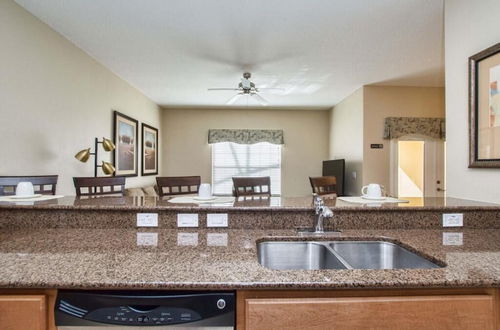 Photo 14 - Paradise Palms- 4 Bed Townhome W/splashpool-3044pp 4 Bedroom Townhouse by RedAwning