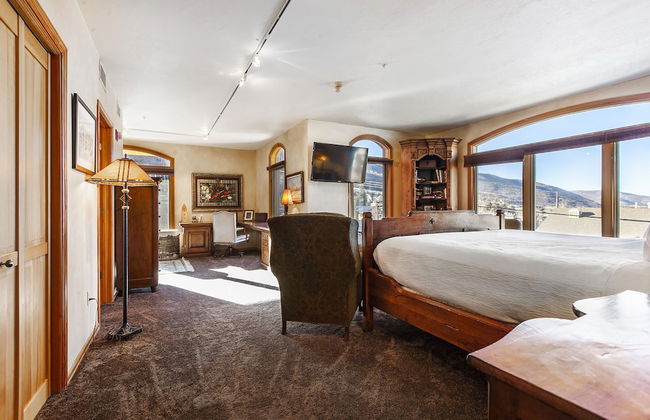 The Caledonian by All Seasons Resort Lodging - Photo 16