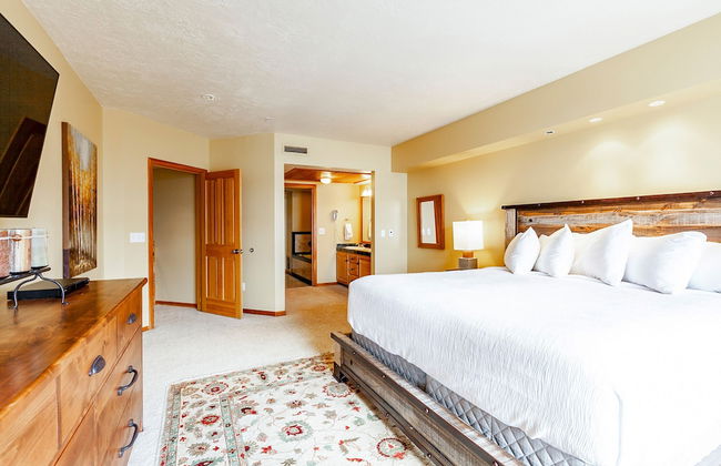 The Caledonian by All Seasons Resort Lodging - Photo 36