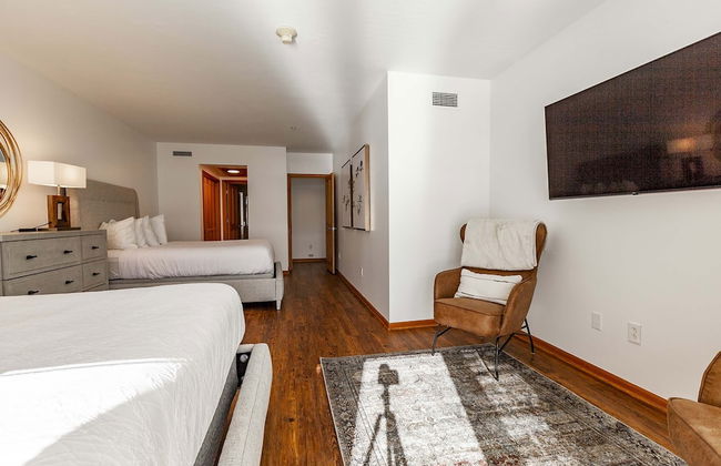 The Caledonian by All Seasons Resort Lodging - Photo 6