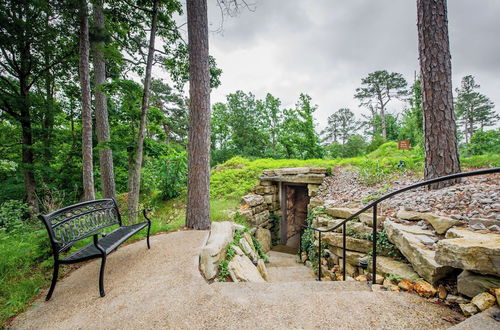 Photo 14 - Eureka Springs Treehouses, Hobbit Caves & Castles