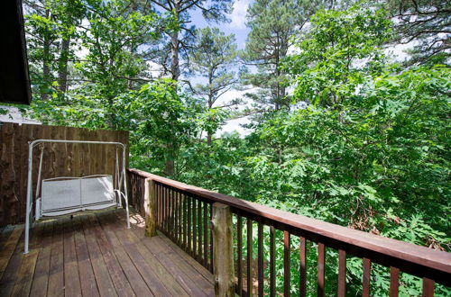 Photo 9 - Eureka Springs Treehouses, Hobbit Caves & Castles