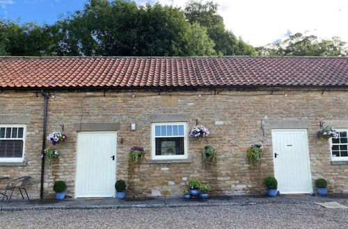 Photo 27 - Luxury, Self-contained Country Cottage With View