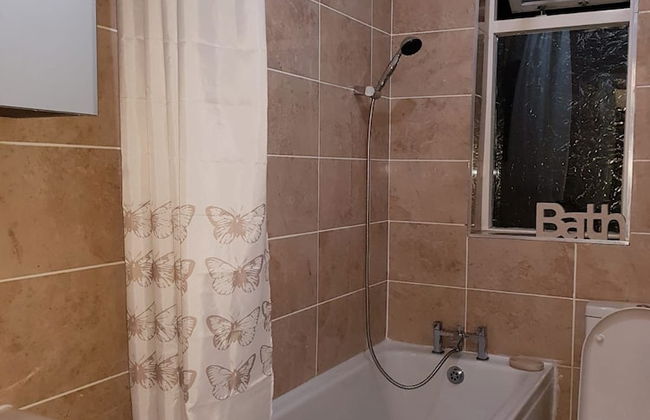 Hinde Holiday Home - Photo 17
