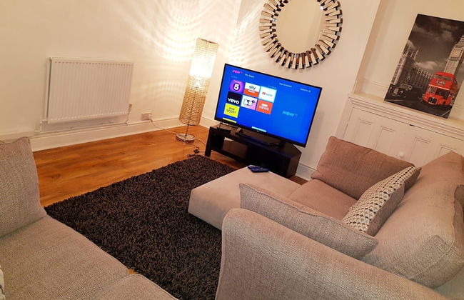 Hinde Holiday Home - Photo 1