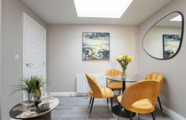 Elliot Oliver - Modern 2 Bedroom Town Centre Apartment - Foto 2