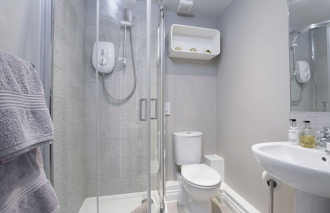 Elliot Oliver - Modern 2 Bedroom Town Centre Apartment - Foto 14