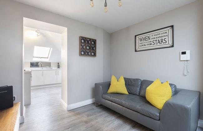 Elliot Oliver - Modern 2 Bedroom Town Centre Apartment - Foto 12