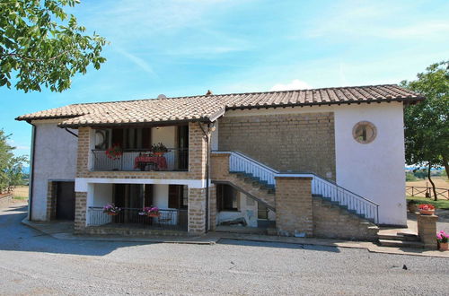 Photo 35 - Belvilla by OYO Farmhouse in Bagnoregio With Pool