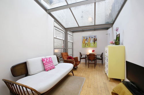 Photo 19 - Bright Chic Garden Apartment