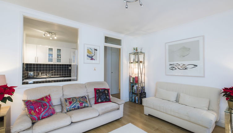 Photo 1 - ALTIDO Sublime 1 bed flat with Thames view