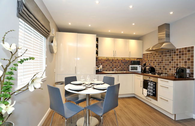 Town & Country Apartments -Priory Park - Foto 3