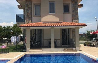 Photo 1 - Inviting 4-bed Villa Nil Dalyan With Child Pool
