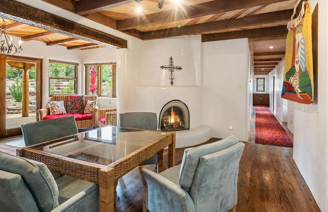 Cielo Lindo - Secluded Southwestern Retreat Within Minutes of Downtown - Photo 28