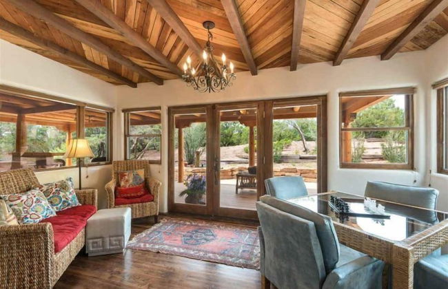 Cielo Lindo - Secluded Southwestern Retreat Within Minutes of Downtown - Photo 24