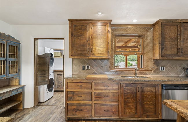 Cielo Lindo - Secluded Southwestern Retreat Within Minutes of Downtown - Photo 22