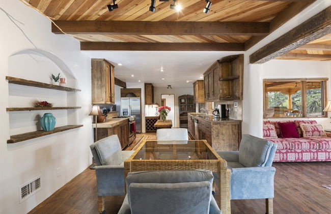 Cielo Lindo - Secluded Southwestern Retreat Within Minutes of Downtown - Photo 29