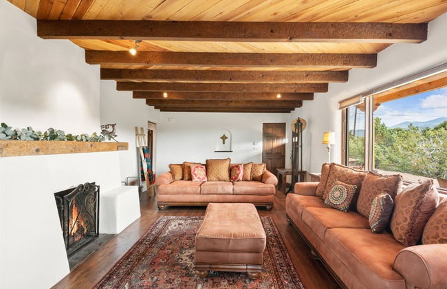 Cielo Lindo - Secluded Southwestern Retreat Within Minutes of Downtown - Photo 31