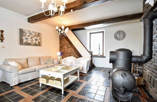 Luxury Pool Villa in Goesnes - Photo 9