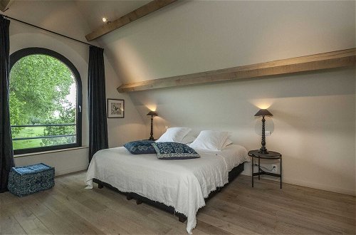 Foto 6 - Luxurious Mansion in Sint-laureins Near Forest