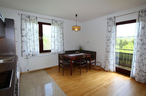 Photo 7 - Apartment in Koettmannsdorf Near Bathing Lakes