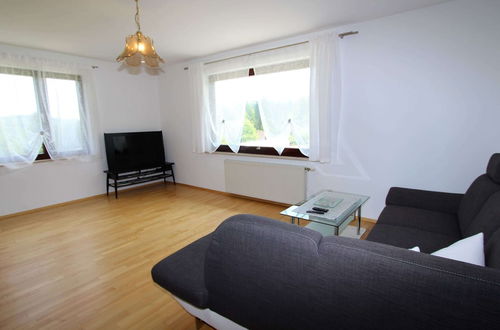 Photo 10 - Apartment in Koettmannsdorf Near Bathing Lakes