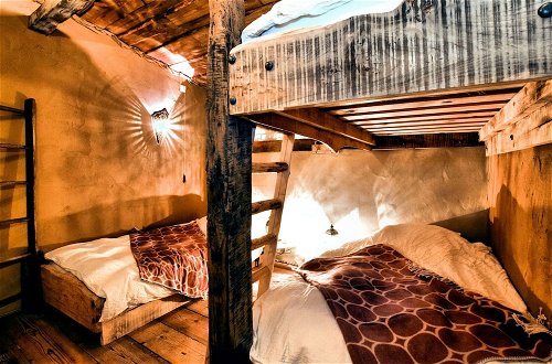Foto 8 - Beautiful, One-of its Kind Home With a Sauna