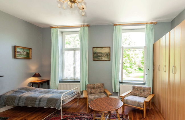 Spacious Holiday Home With Garden - Foto 7