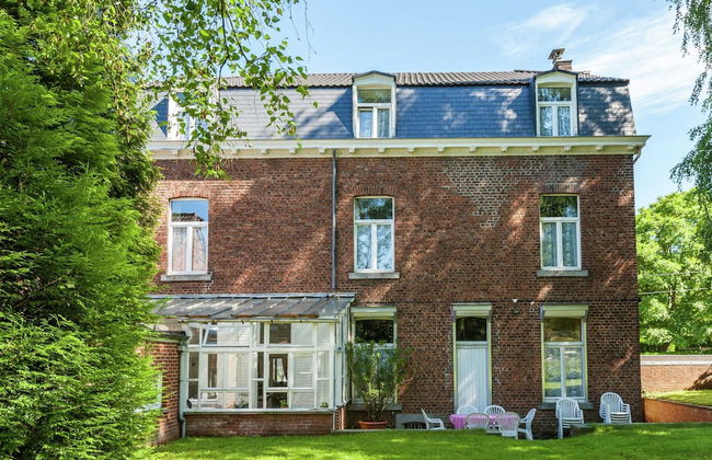 Spacious Holiday Home With Garden - Foto 30