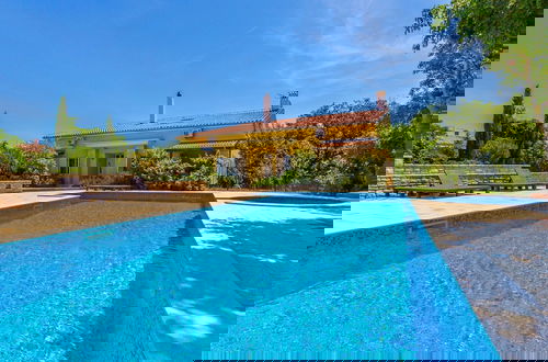 Photo 24 - Modern Apartment in Pula With Swimming Pool