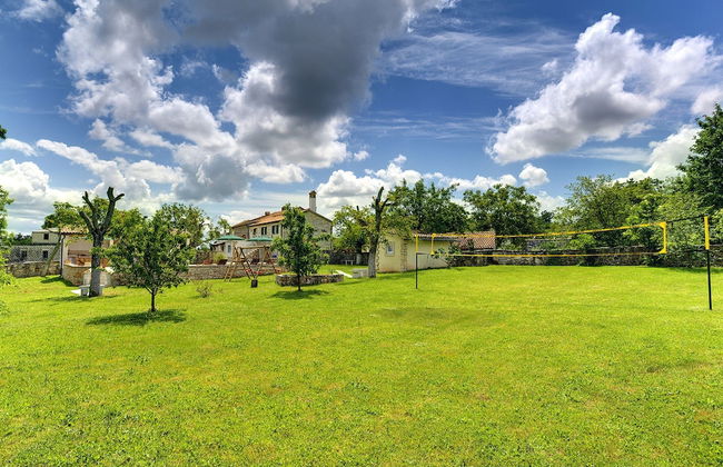 Holiday Home in Rojnici With Private Pool - Foto 36