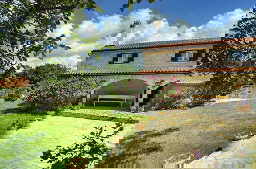 Foto 30 - Holiday Home in Rojnici With Pool