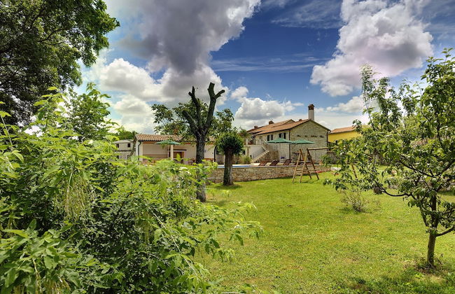 Holiday Home in Rojnici With Private Pool - Foto 38