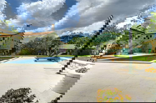 Foto 20 - Holiday Home in Rojnici With Pool