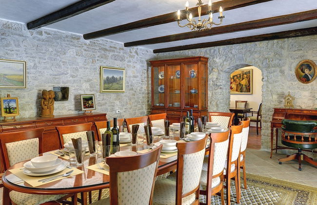 Holiday Home in Rojnici With Private Pool - Foto 29
