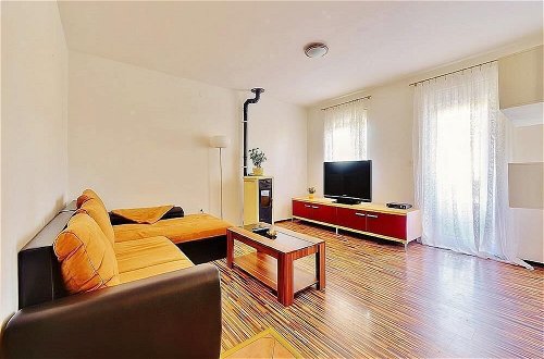 Photo 1 - Apartment Lenka / Three Bedroom