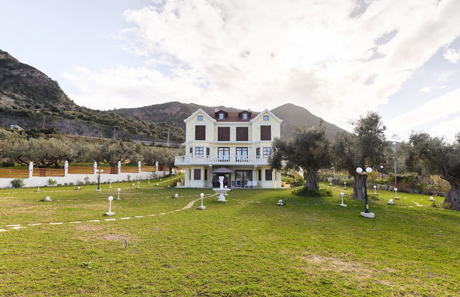Villa Filoxenia - by the sea - up to 12 guests - Foto 78