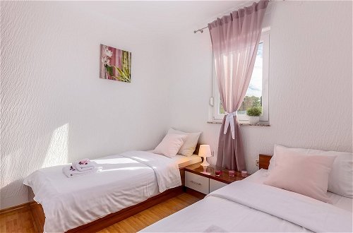 Photo 3 - Comfortable Apartment in Crikvenica Croatia with Hot Tub
