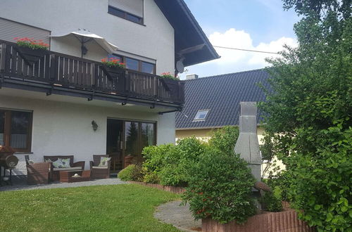 Foto 17 - Cozy Apartment in Nohn With Terrace, Garden, BBQ