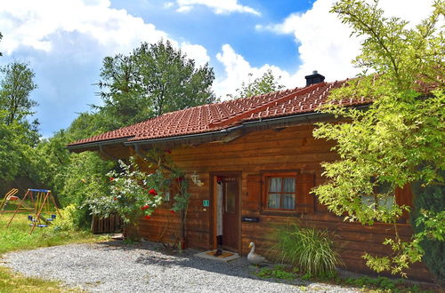 Photo 15 - Vintage Holiday Home in Grafenried With Garden