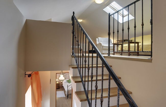 Well Maintained Holiday Home With Private Heated Pool Near the Beach - Foto 22