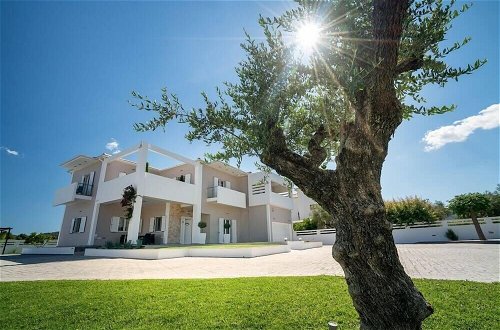 Photo 24 - Ostria Luxury Villa