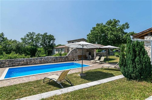 Foto 18 - Elegant Villa in Istria With Outdoor Pool