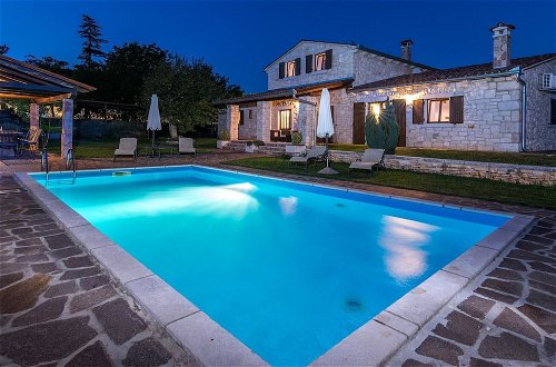 Photo 22 - Elegant Villa in Istria With Outdoor Pool