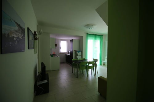 Photo 23 - Apartment 20 Meters From The Sea 7 Beds With Small Sea View